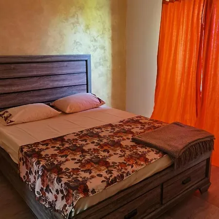 Homestay Milan *